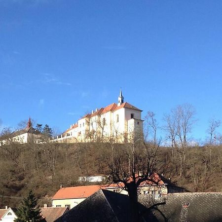 Apt. Overlooking The Castle Nizbor20Km From Prague Экстерьер фото