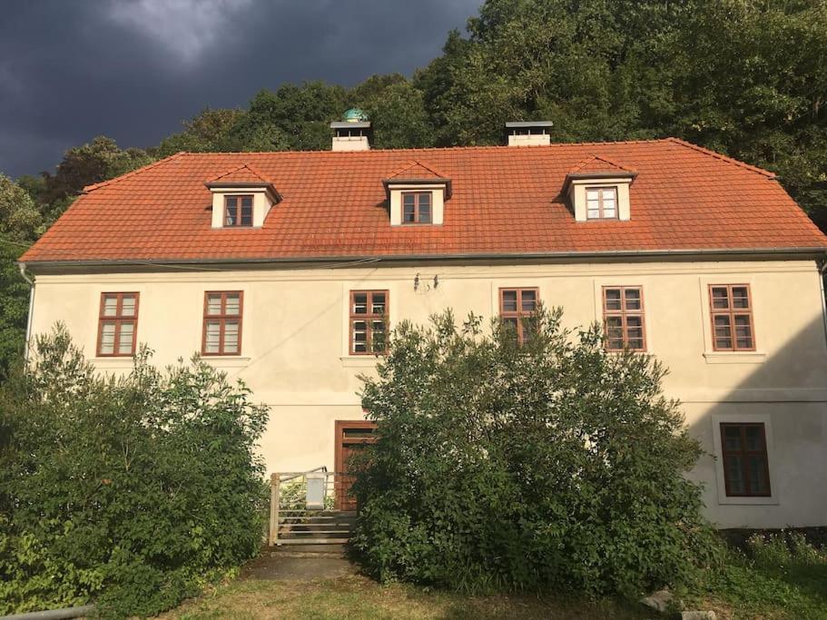 Apt. Overlooking The Castle Nizbor20Km From Prague Экстерьер фото